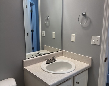 1630 Isleworth Circle - Photo Thumbnail 23