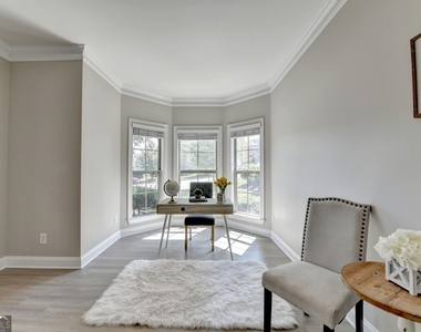 4805 Shelbourne Drive - Photo Thumbnail 11