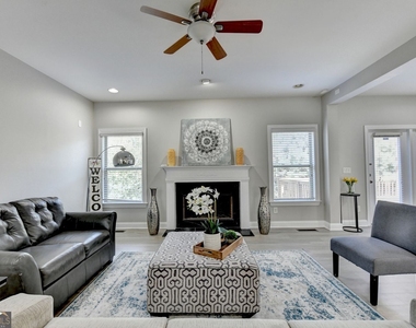 4805 Shelbourne Drive - Photo Thumbnail 16
