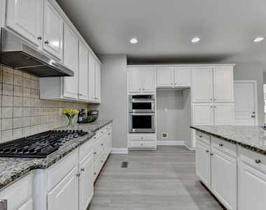 4805 Shelbourne Drive - Photo Thumbnail 31