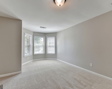 4805 Shelbourne Drive - Photo Thumbnail 60