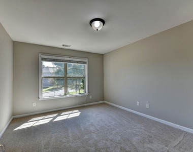 4805 Shelbourne Drive - Photo Thumbnail 43