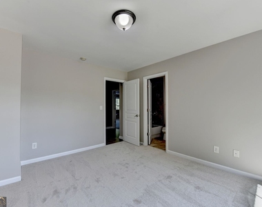 4805 Shelbourne Drive - Photo Thumbnail 45