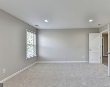 4805 Shelbourne Drive - Photo Thumbnail 58