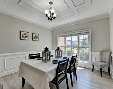 4805 Shelbourne Drive - Photo Thumbnail 6