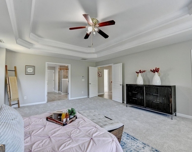 4805 Shelbourne Drive - Photo Thumbnail 53