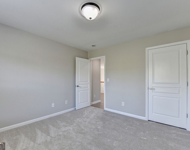 4805 Shelbourne Drive - Photo Thumbnail 67