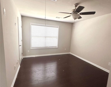 237 Franklin Street - Photo Thumbnail 9