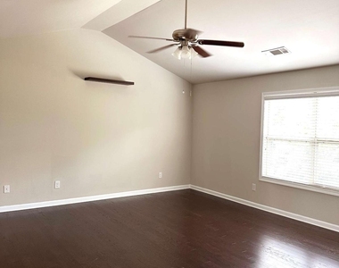 237 Franklin Street - Photo Thumbnail 19