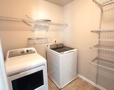 237 Franklin Street - Photo Thumbnail 13