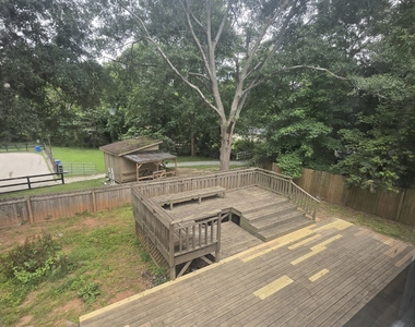 3490 Runnymeade Drive - Photo Thumbnail 20