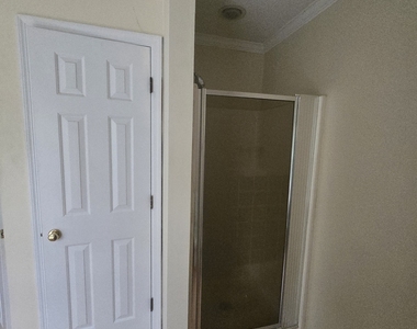 3490 Runnymeade Drive - Photo Thumbnail 19