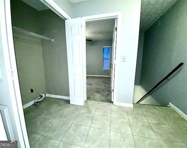 1013 Travelers Trail Nw - Photo Thumbnail 11
