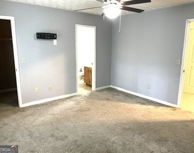 1013 Travelers Trail Nw - Photo Thumbnail 18