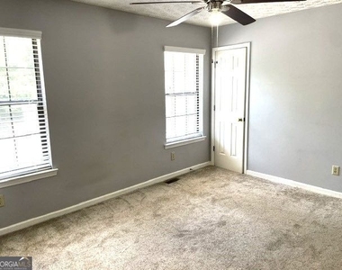 1013 Travelers Trail Nw - Photo Thumbnail 15