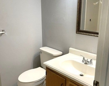 1013 Travelers Trail Nw - Photo Thumbnail 20
