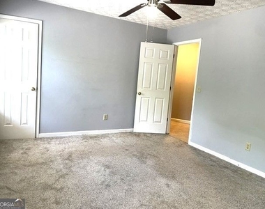 1013 Travelers Trail Nw - Photo Thumbnail 14