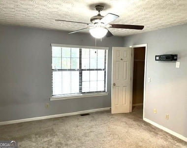 1013 Travelers Trail Nw - Photo Thumbnail 17