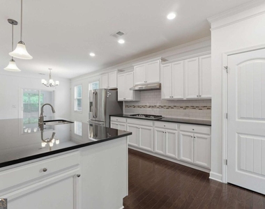 4865 Alexandria Avenue - Photo Thumbnail 13