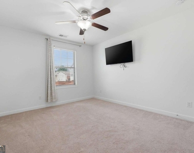 4865 Alexandria Avenue - Photo Thumbnail 28