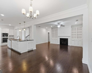 4865 Alexandria Avenue - Photo Thumbnail 16