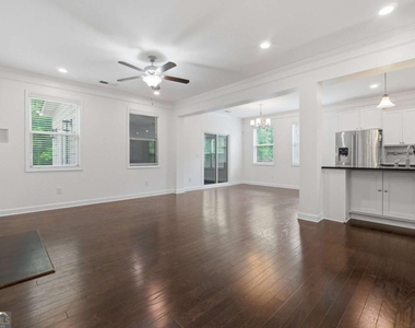 4865 Alexandria Avenue - Photo Thumbnail 8