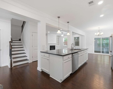 4865 Alexandria Avenue - Photo Thumbnail 5