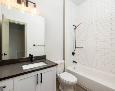 764 Memorial Drive Se - Photo Thumbnail 14