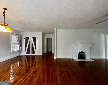 138 Desoto Place - Photo Thumbnail 8