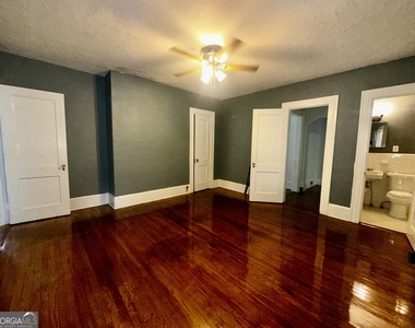 138 Desoto Place - Photo Thumbnail 16