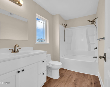 58 Cove Road - Photo Thumbnail 52