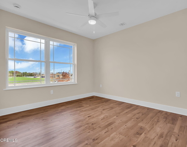 58 Cove Road - Photo Thumbnail 40