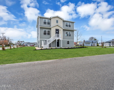 58 Cove Road - Photo Thumbnail 6