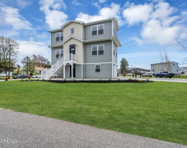 58 Cove Road - Photo Thumbnail 5