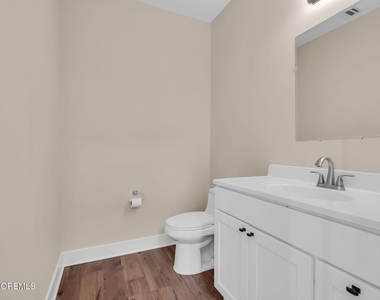 58 Cove Road - Photo Thumbnail 32