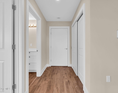 58 Cove Road - Photo Thumbnail 39