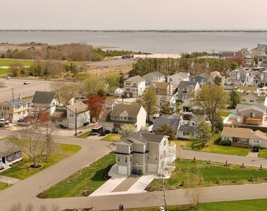 58 Cove Road - Photo Thumbnail 71