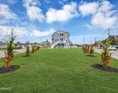 58 Cove Road - Photo Thumbnail 65