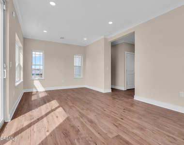 58 Cove Road - Photo Thumbnail 31