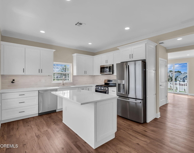 58 Cove Road - Photo Thumbnail 18