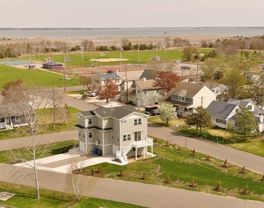 58 Cove Road - Photo Thumbnail 69