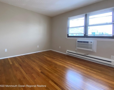 1501 Ocean Avenue - Photo Thumbnail 14