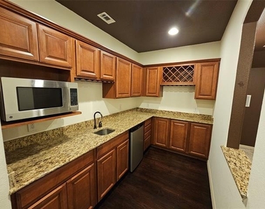 12340 Payne Street - Photo Thumbnail 32