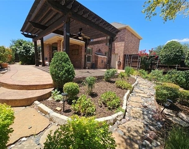 12340 Payne Street - Photo Thumbnail 15