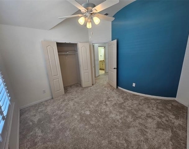 12340 Payne Street - Photo Thumbnail 22