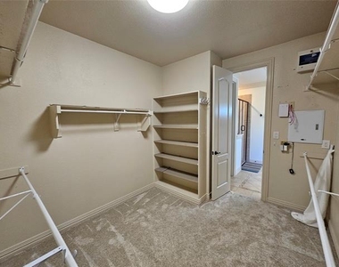 12340 Payne Street - Photo Thumbnail 19