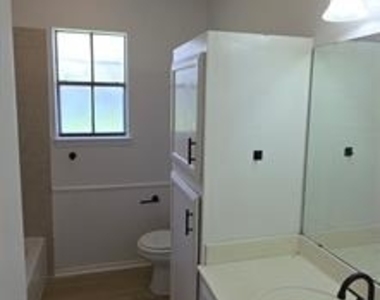 233 Vista Way - Photo Thumbnail 19