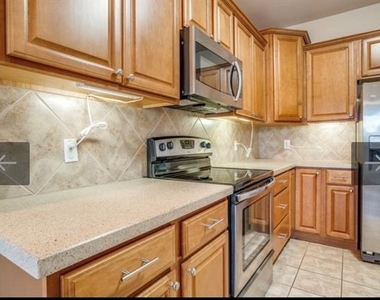 187 Castleridge Drive - Photo Thumbnail 7