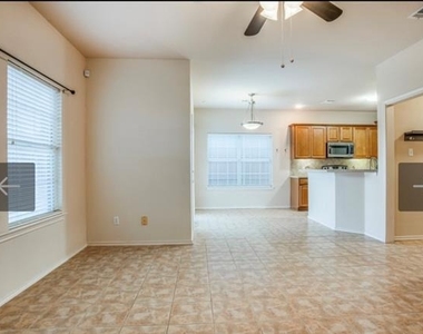 187 Castleridge Drive - Photo Thumbnail 3