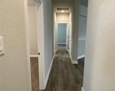 2316 Coyote Way - Photo Thumbnail 11